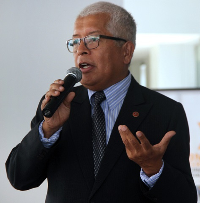 Alfredo Temoche(ponente)